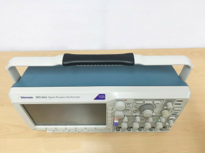 Цифровой осциллограф Tektronix DPO 3054